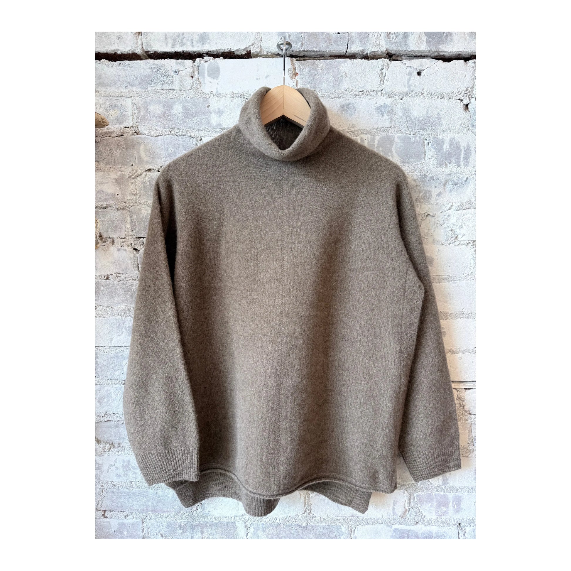 Fine Wool Turtleneck Pullover - Brown - DUNE + SALT