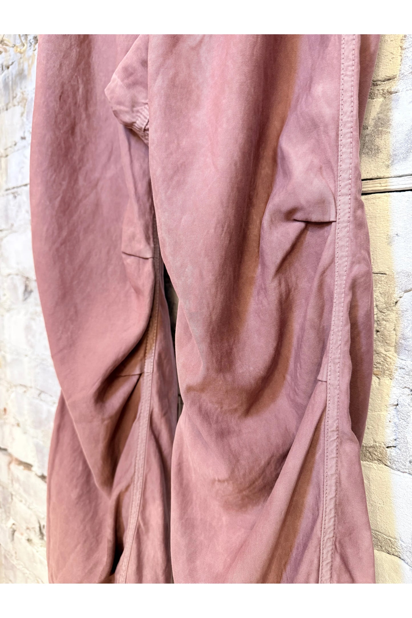 MATTE/SATIN LOOSE DRAWCORD BIGGY PANT - Blush Powder - DUNE + SALT