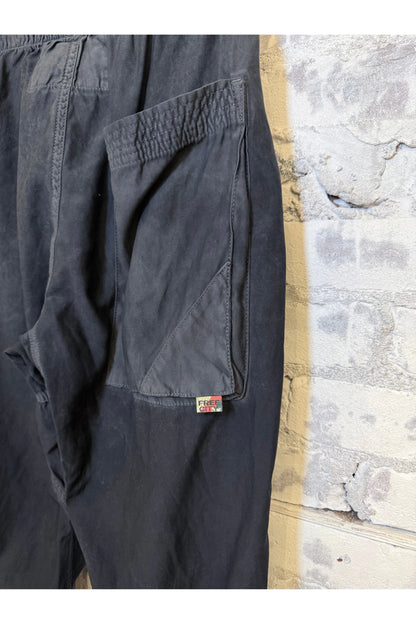FLAP/SNAP FREECITY MATTE/SATIN AIRJUMP Pant - Superblack - DUNE + SALT