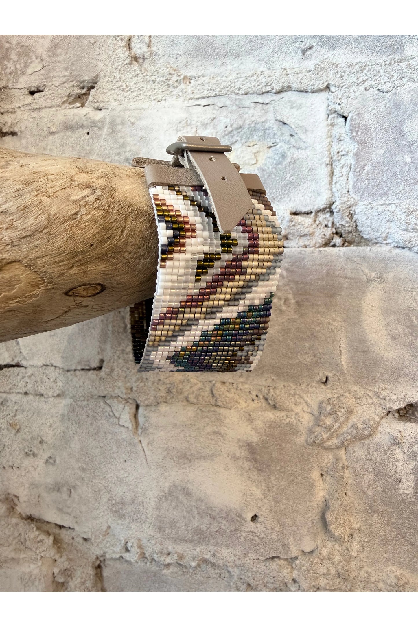 JR22 Tahiti Medium Cuff