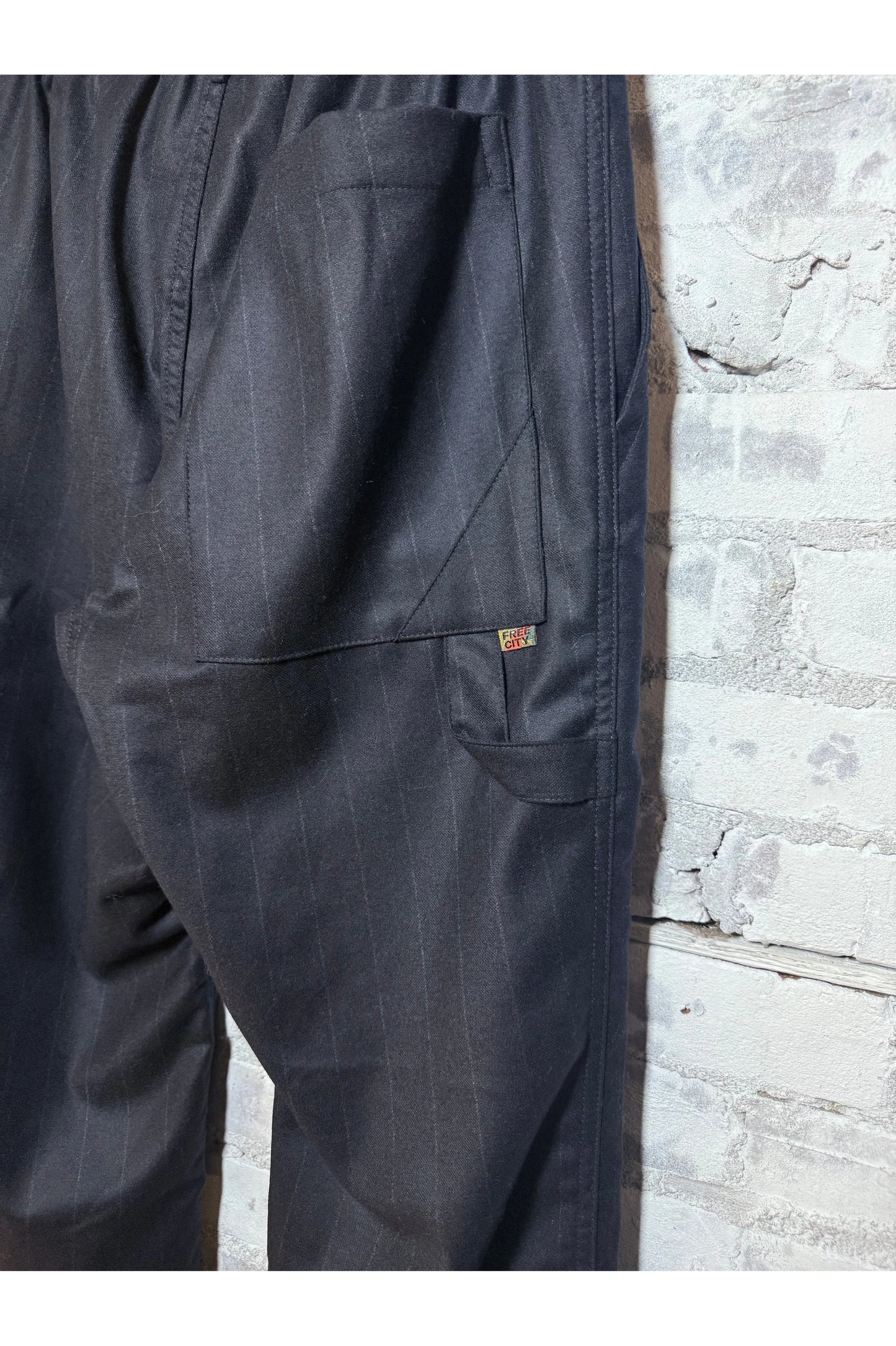 FAVOLAMOVE CASHMERE BLEND FRENCH SAILOR PANT - Deeply Navy