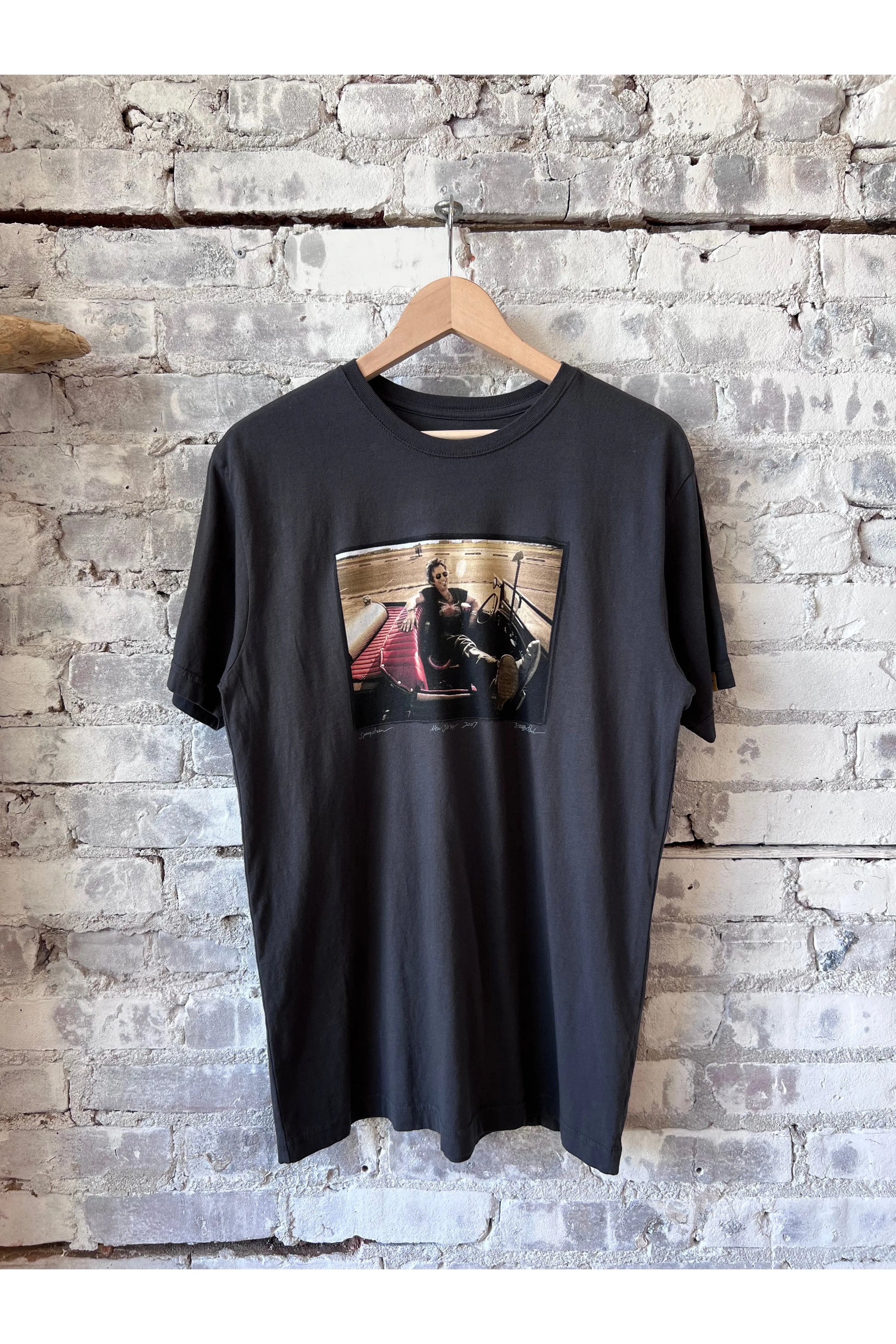 "Bruce Car" SS Tee - Faded Black - DUNE + SALT