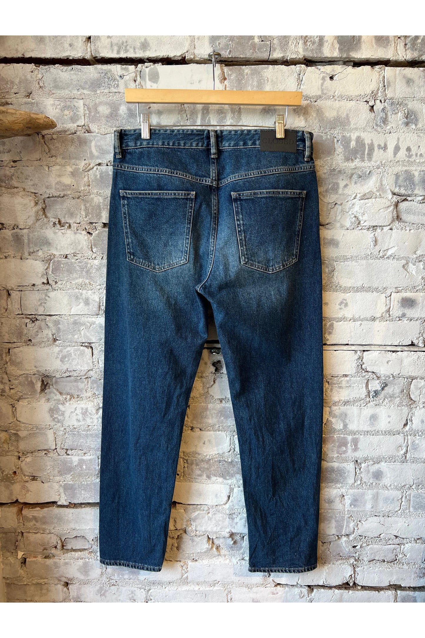 Cooper True Comfort Stretch Jean - Mid Blue - DUNE + SALT