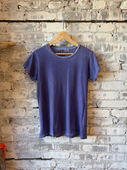 Freecity women’s CanyonKid Circa1972 Supervintage Powder T in Purple Mountain Powder, front view