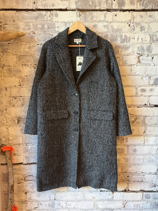 Hartford women's Ville woven coat in grey, front view