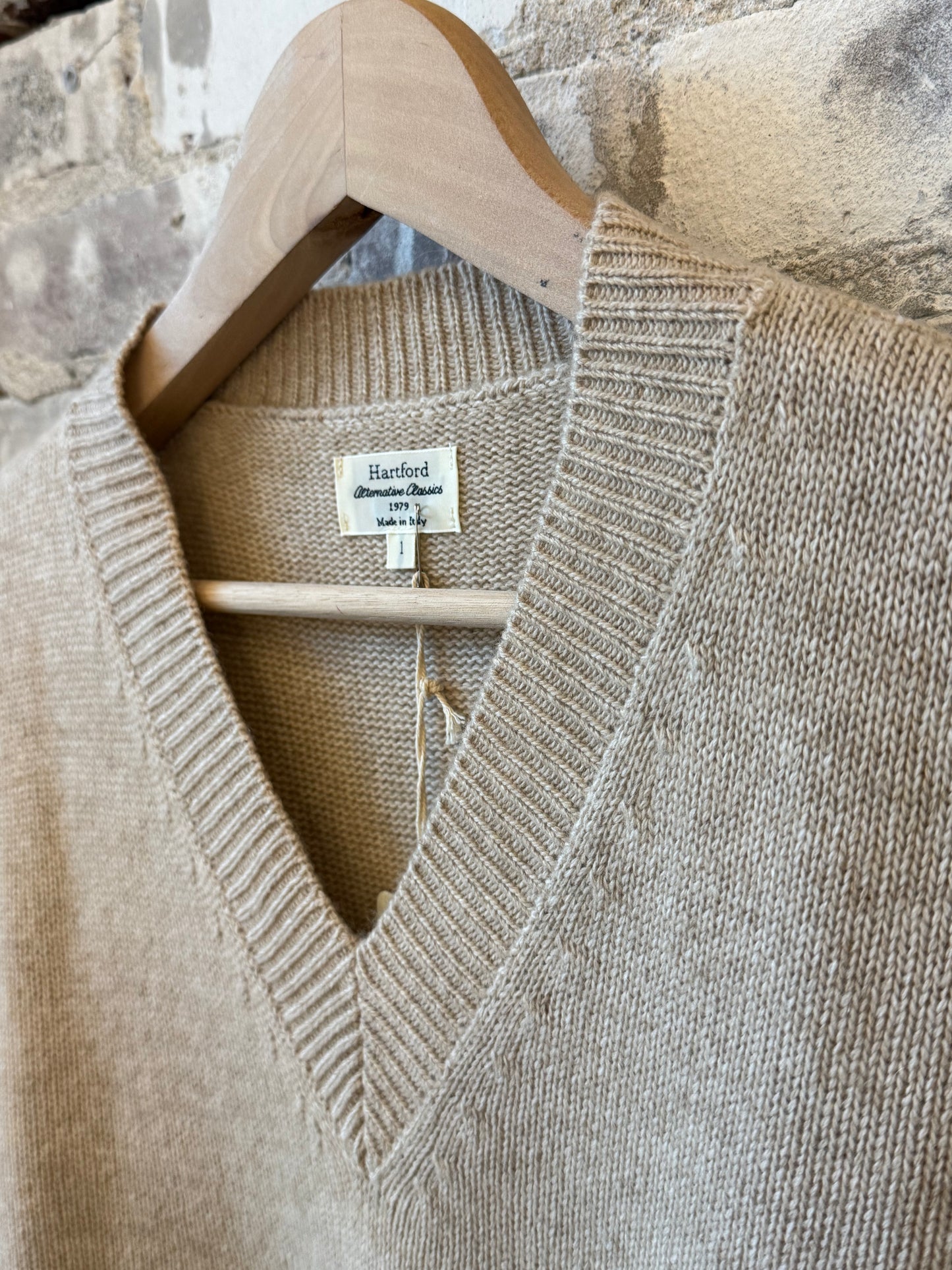 Hartford Women's Milanto knitted sweater in cream with a soft textured finish