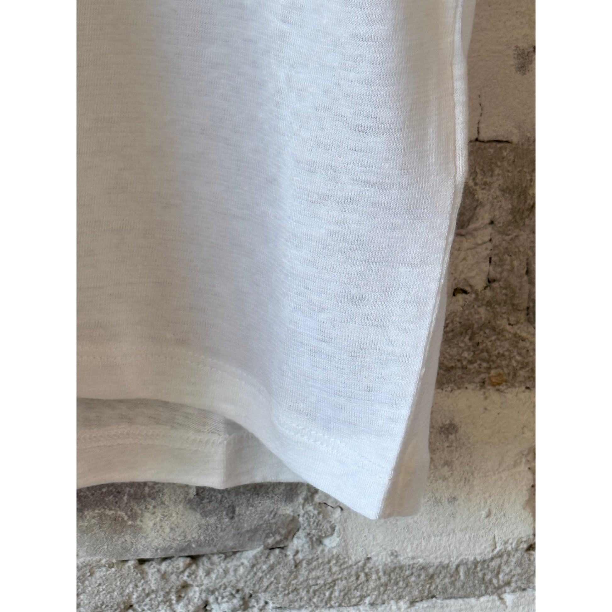 Majestic Filatures Stretch Linen SS V-Neck - Blanc Rosy Brown