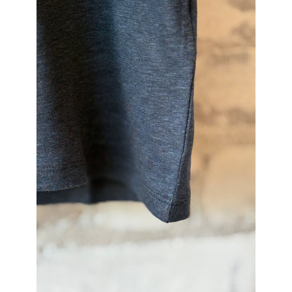 Majestic Filatures Stretch Linen SS V-Neck - Marine Black