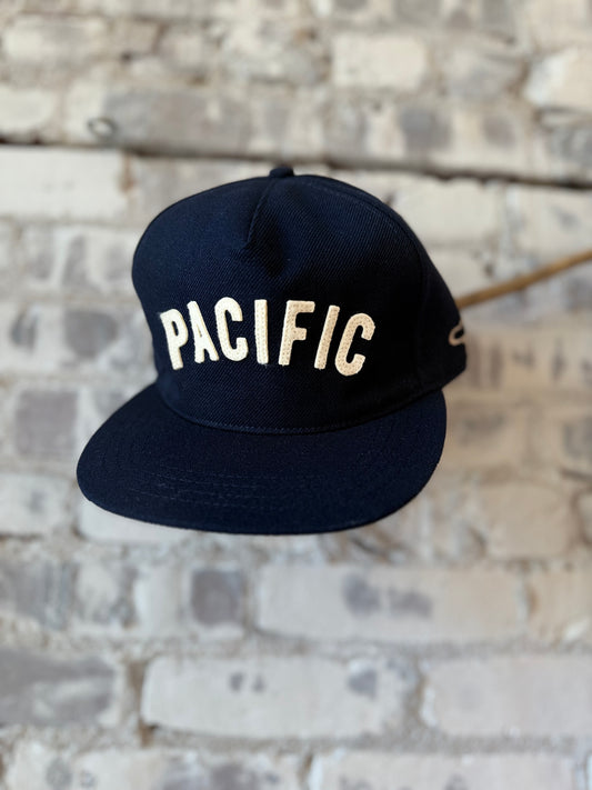 The Ampal Creative Pacific IV Snapback - Navy/White Gray