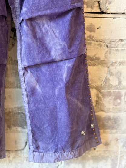Women's Freecity Homestud Outofsight Poplinaire Flapsnap Kite Pant in lavender, featuring relaxed fit and lightweight fabric.