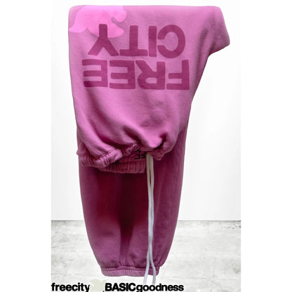 Women's Freecity large pink sweatpants with pinkshroom pattern, relaxed fit and comfortable casual style.