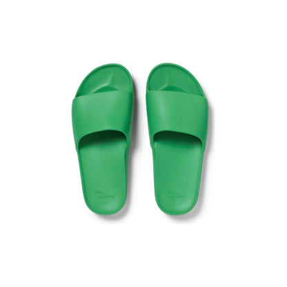 Kelly green Archies M9/W10 footwear, stylish casual shoes with a sleek design and vibrant color, perfect for everyday wear.