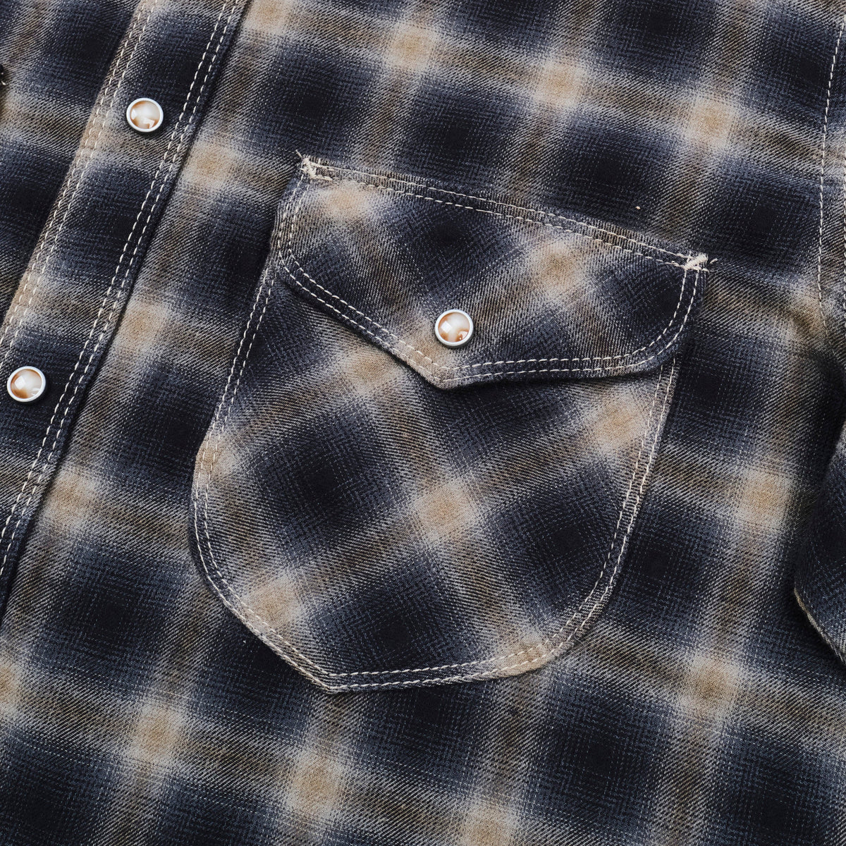 Bodie Navy Shadow Plaid