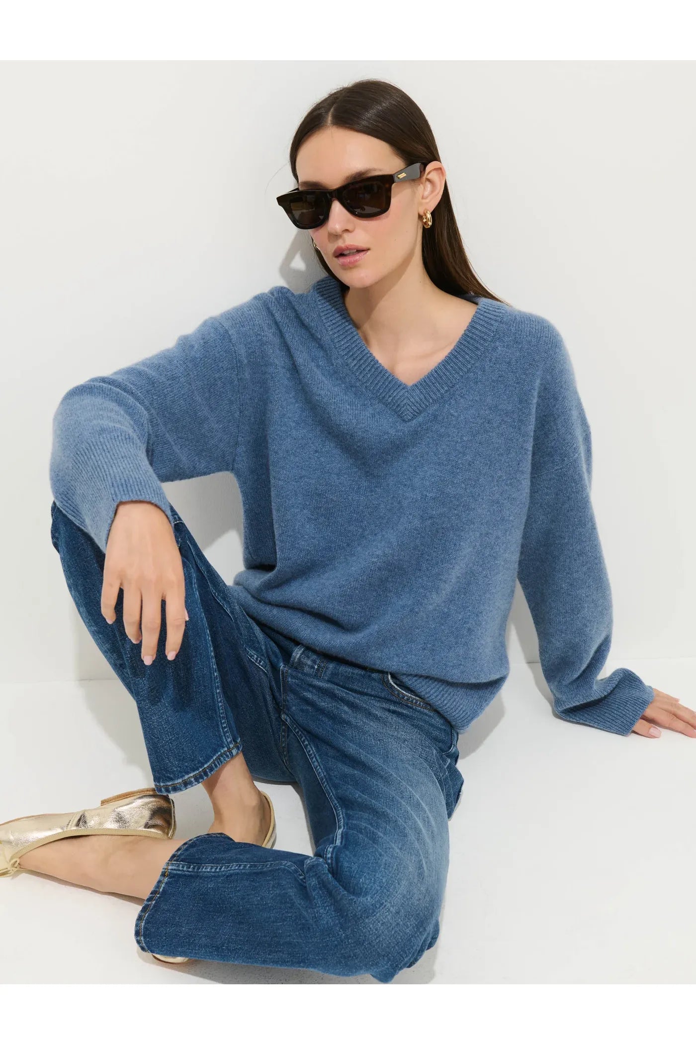 Rowan Cashmere V-Neck Sweater - Baltic - DUNE + SALT