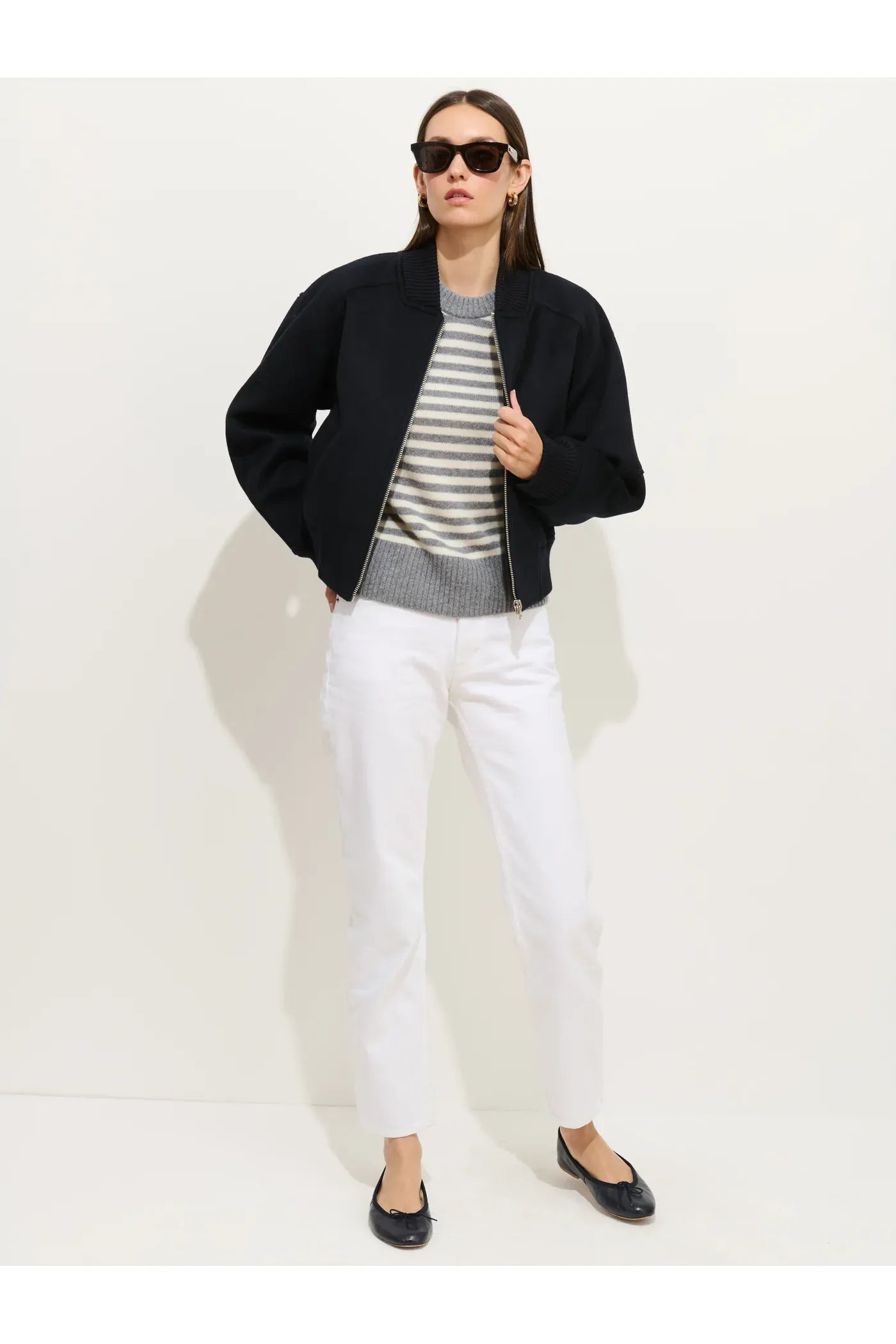 Marais Striped Cashmere Crewneck Sweater - Heather Grey/Ivory - DUNE + SALT