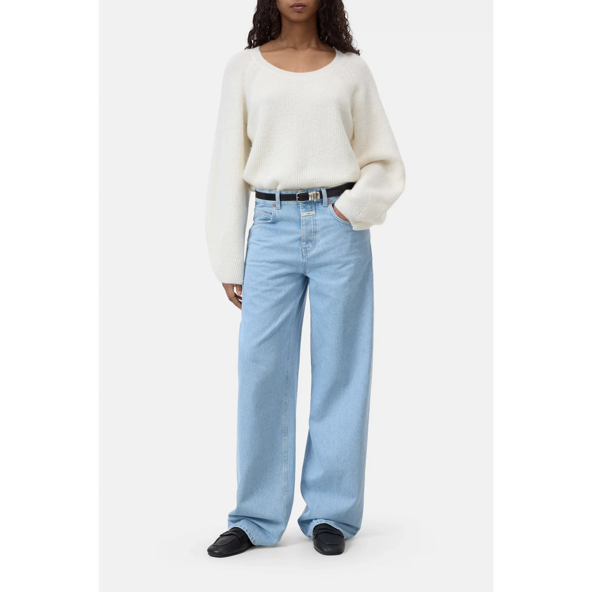 Women's alpaca-wool-blend jumper in whipped cream color, featuring a cozy knit texture and relaxed fit, by Closed Women's.