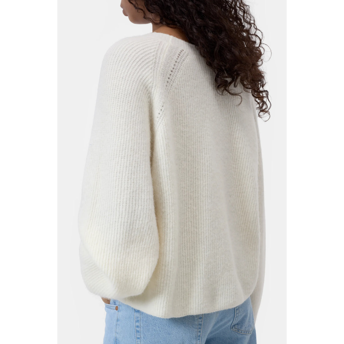 Closed Women's alpaca-wool-blend jumper in whipped cream color, showcasing a cozy, soft knit sweater for women.