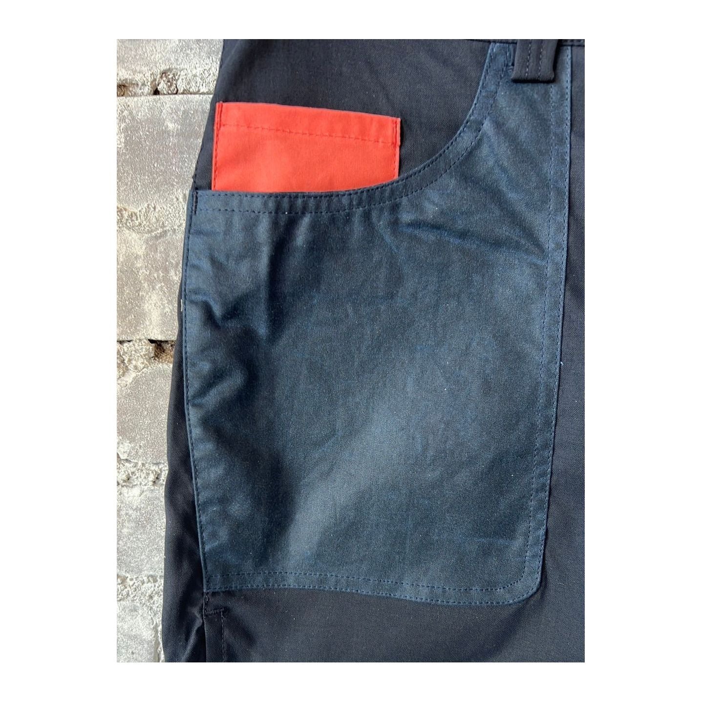 Men's 7-inch Field Shorts by Amundsen in faded navy and navy, showing the relaxed fit and durable fabric.