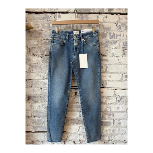 Closed Women's Baker Stretch Skinny Jean in mid blue, women's denim jeans with a slim fit and stretch fabric.