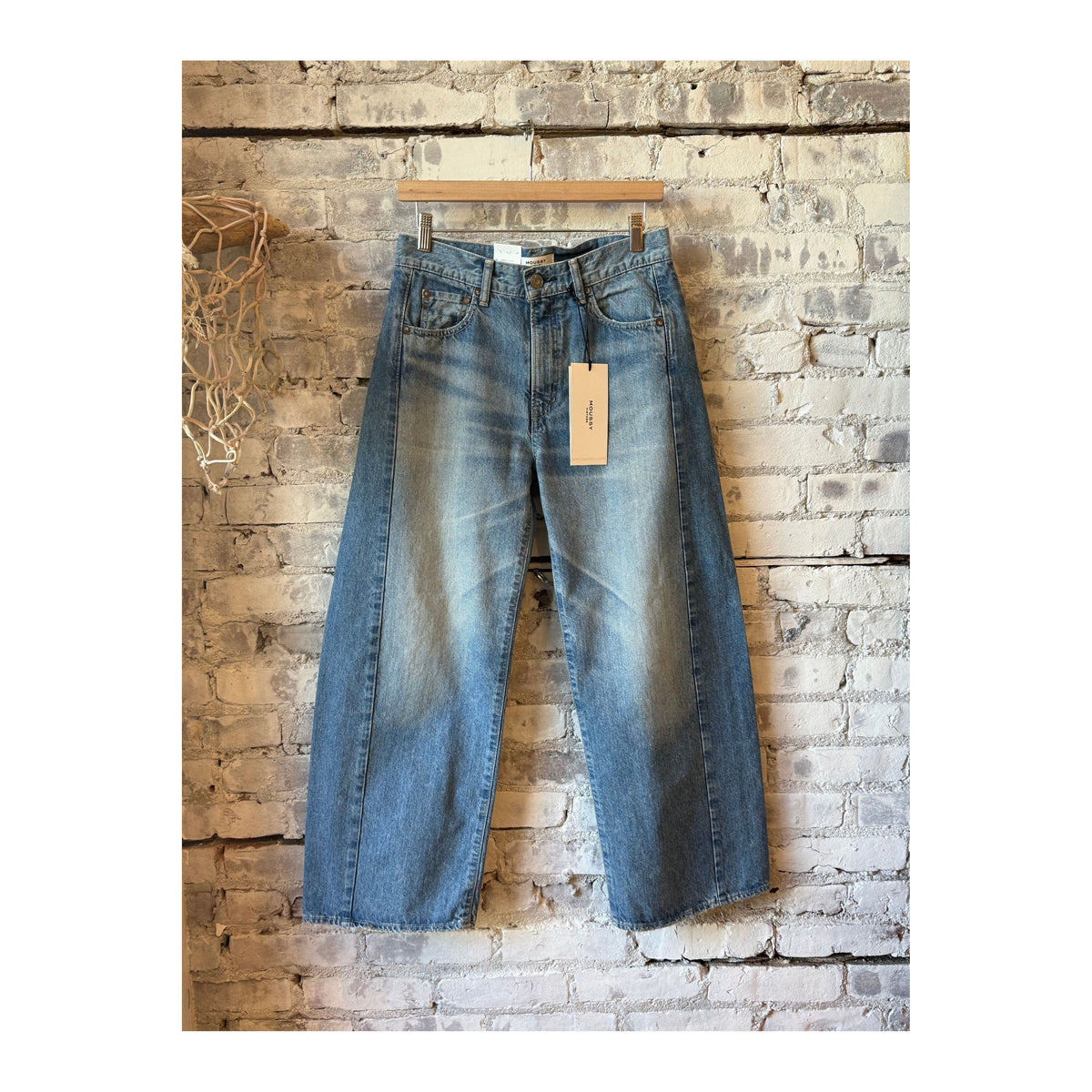 Women's Moussy Bayard Sideline Cocoon Pant in cozy, relaxed fit with soft fabric and stylish design for casual wear.