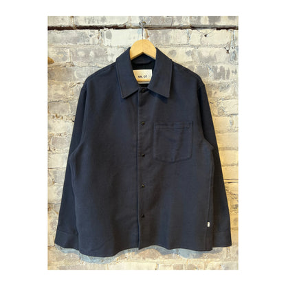 NN07 Blaze organic cotton overshirt for men in navy, featuring a casual fit and button-front design.