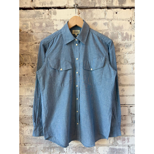 Women's Hartford Cameron Woven Shirt in medium blue, showing the textured fabric and relaxed fit.