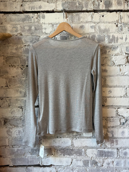 Women's grey Cashmere Silk Jersey long-sleeve crew sweater by V::Room, showcasing soft knit fabric and classic fit.