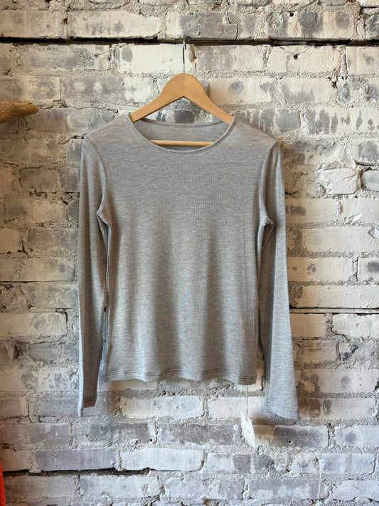Women's grey cashmere silk jersey long-sleeve crew neck top by V::Room, soft and luxurious fabric perfect for casual or elegant wear.