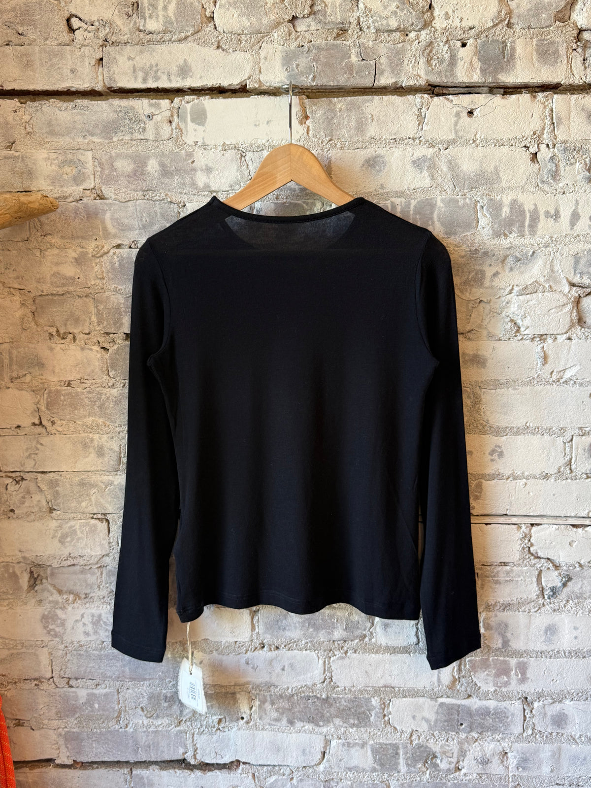 Women’s navy cashmere silk jersey long sleeve crew sweater by V::Room, soft and luxurious knit with a relaxed fit.