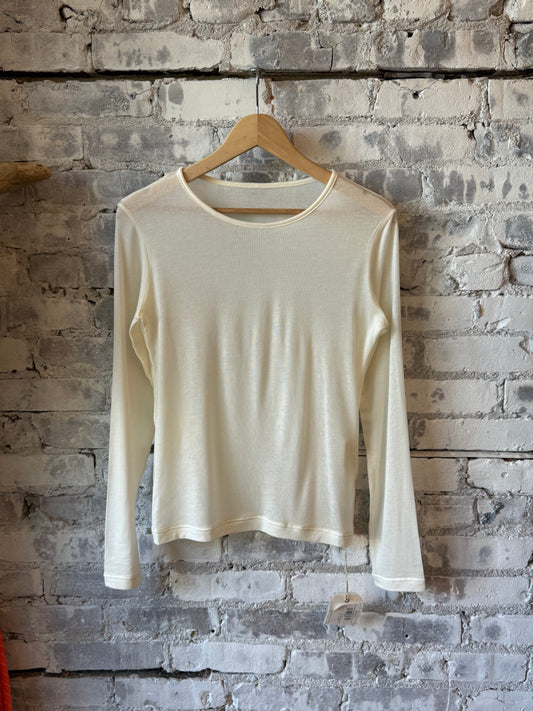Women's white cashmere silk jersey long-sleeve crew top by V::Room, soft and luxurious fabric with a classic fit.