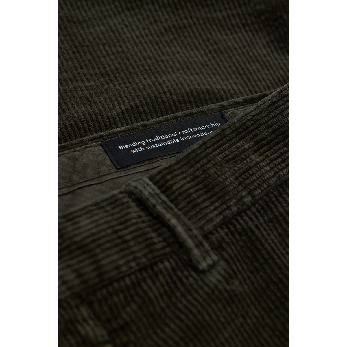 Closed Men's Clifton True Corduroy Pants - Dark Olive Green Black
