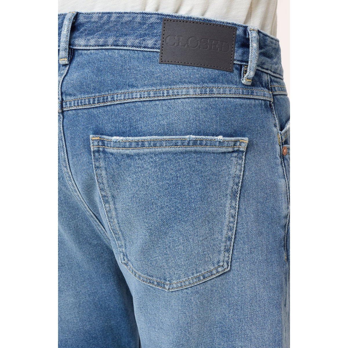 Men's Cooper True Comfort Stretch Regular Jean in mid-blue denim, featuring classic fit and durable fabric from Closed Men's.