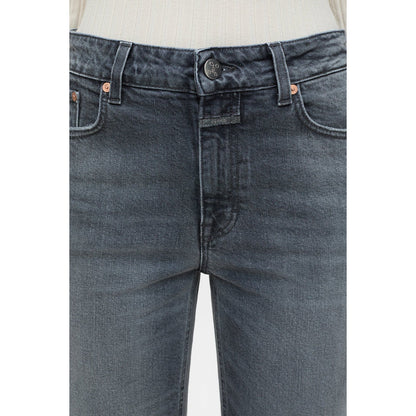 Women's Milo Comfort Stretch Straight Jean in mid grey by Closed, featuring a mid-rise fit and classic straight-leg style.