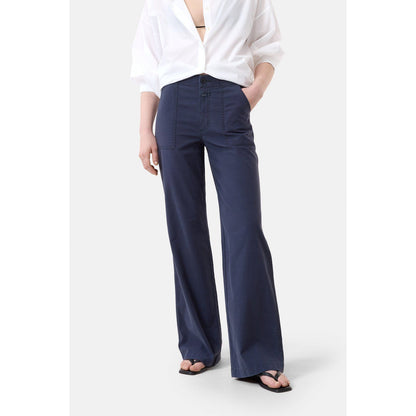Women's Aria Flared Chino Pant in Dark Night by Closed, showing the high-waisted fit and flared leg style.