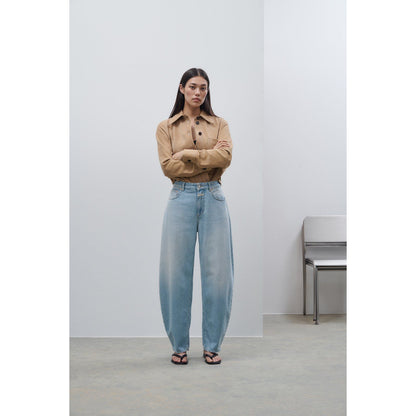 Light blue women's Jazzie Barrel Jeans by Closed Women's, showing relaxed fit and stylish denim design.