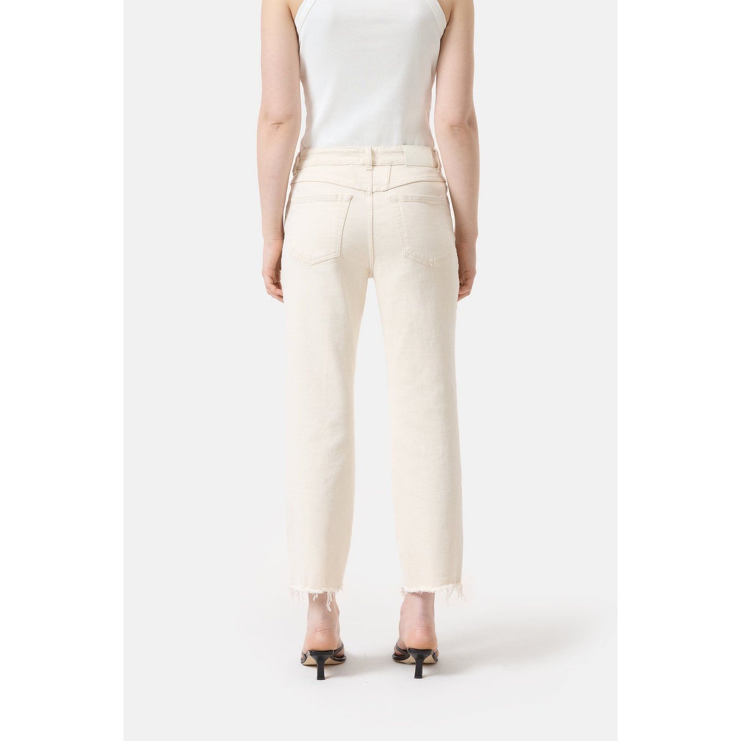 Women's Ivory Milo Comfort Stretch Straight Jeans by Closed, featuring a fitted waist and classic straight-leg style.