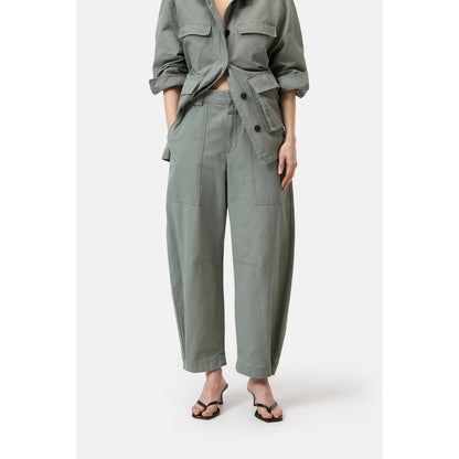 Women's Rhannon Barrel Pants in faded green by Closed, featuring a relaxed fit and stylish design for casual wear.