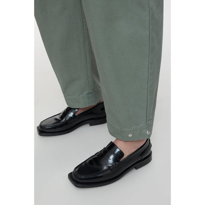 Women's Rhannon Barrel Pants in faded green by Closed, featuring a relaxed fit and casual style, shown in this image.