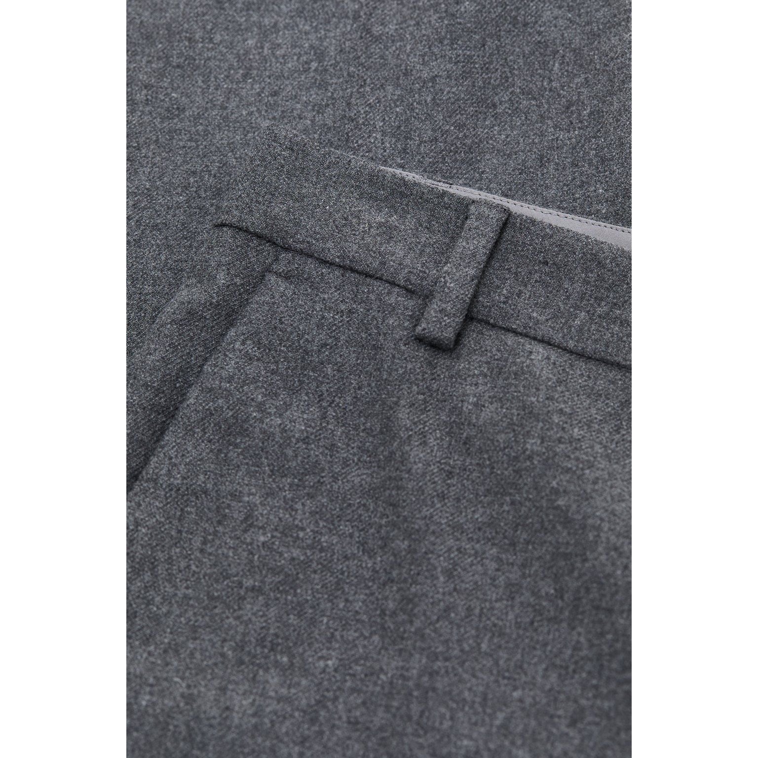 Closed Women's Sonnett Slim Pant in dark grey melange, showcasing a sleek fit and soft fabric on a model.