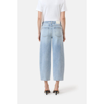 Light blue women's Stover-X Comfort Stretch Relaxed Jeans by Closed Women's, showing the relaxed fit and classic jean details.