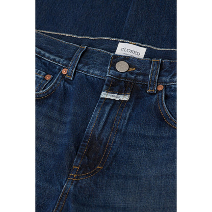 Dark blue women's Jonta Relaxed Jean by Closed, featuring a casual fit and classic denim style.