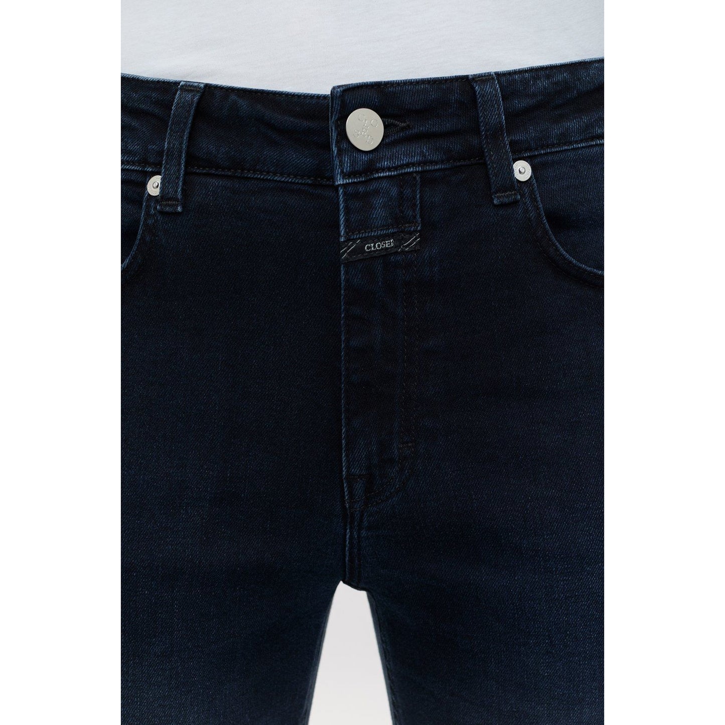 Women's Milo Comfort Stretch Straight Jean by Closed in blue and black, featuring a classic fit and comfortable denim fabric.