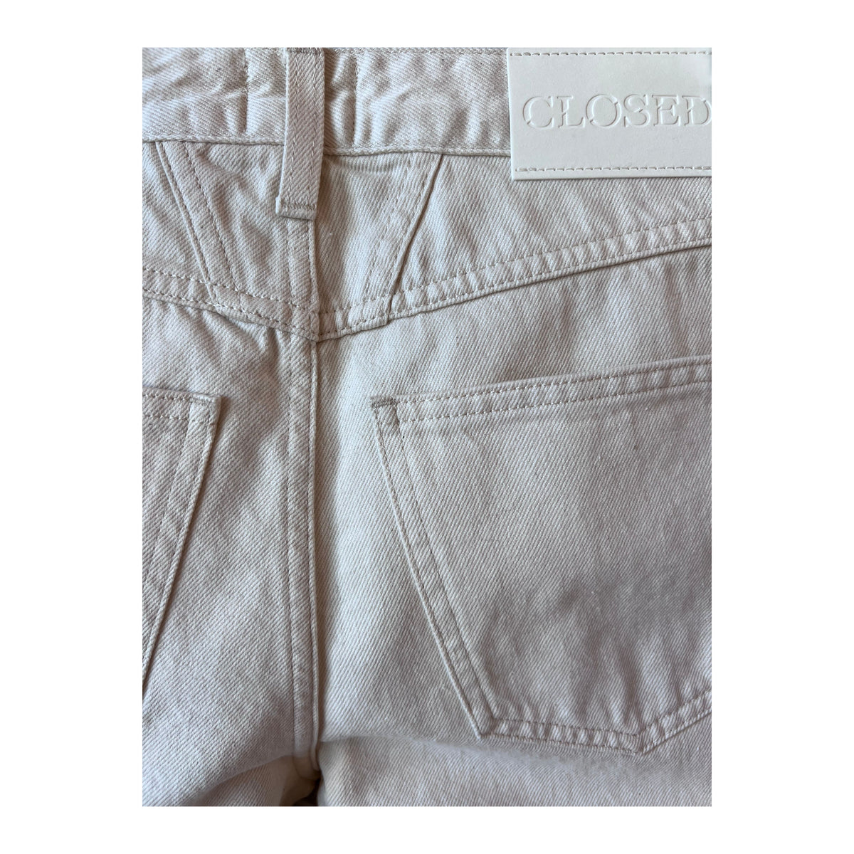 Women’s BETTER BLUE Roan Ivory sweater by Closed Women’s, featuring soft knit fabric and stylish ribbed cuffs.