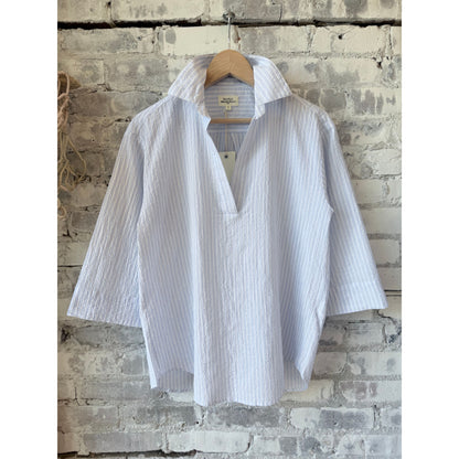 Women's Hartford Cola Woven Shirt in white and light blue, featuring a classic collar and woven fabric for a stylish look.