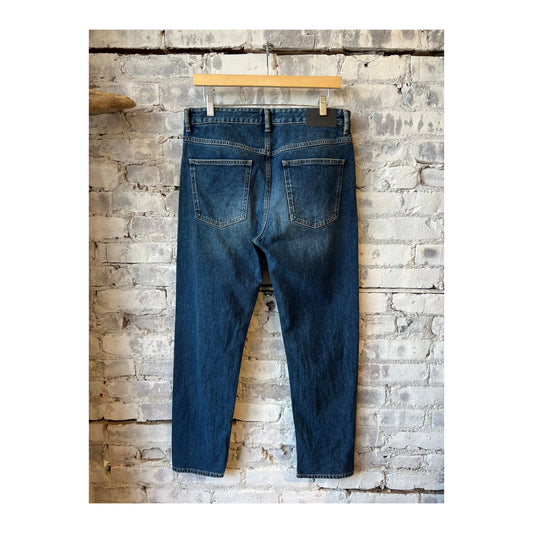 Men's mid blue Cooper True Comfort Stretch Jeans by Closed Men's, showcasing the fit and fabric texture.
