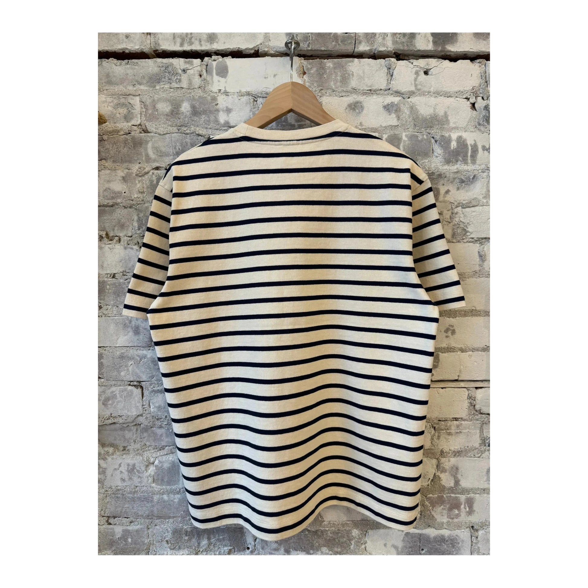 Men's ivory cotton striped t-shirt by Closed Men's, featuring a classic crew neck and casual fit, displayed flat.