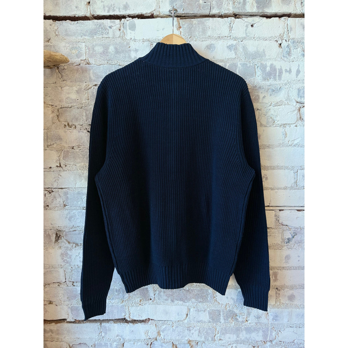 Men's navy cotton yarn zip-up sweater by Aspesi, featuring a front zipper and cozy knit texture.
