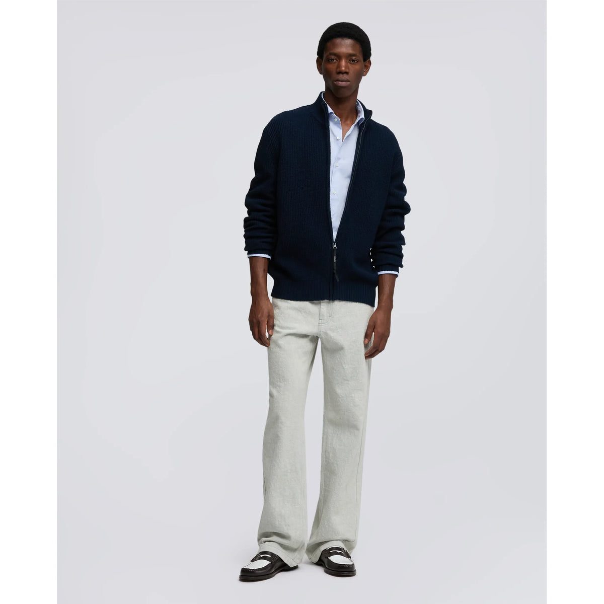 Men's white cotton-yarn zip-up sweater by Aspesi, featuring a comfortable fit and casual style with a full front zipper.