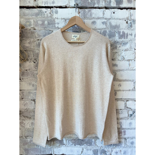 Men's crew knitted pullover in natural color by Hartford Men's, featuring a cozy, textured knit fabric.