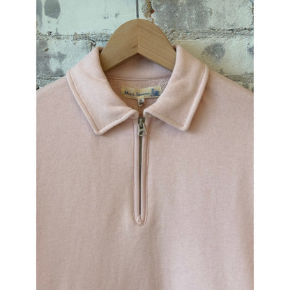 Women's cropped retro fleece sweatshirt by Merz b. Schwanen, featuring a half-zip design in shell color.